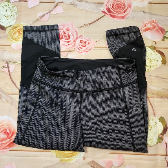 Lululemon pace rival crop - Picture 5 of 6